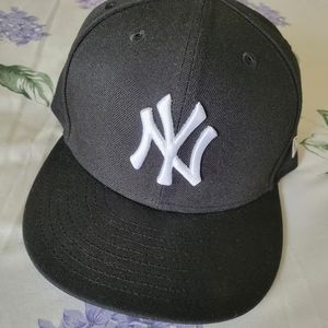 New Era New York Yankees Hat sz 7